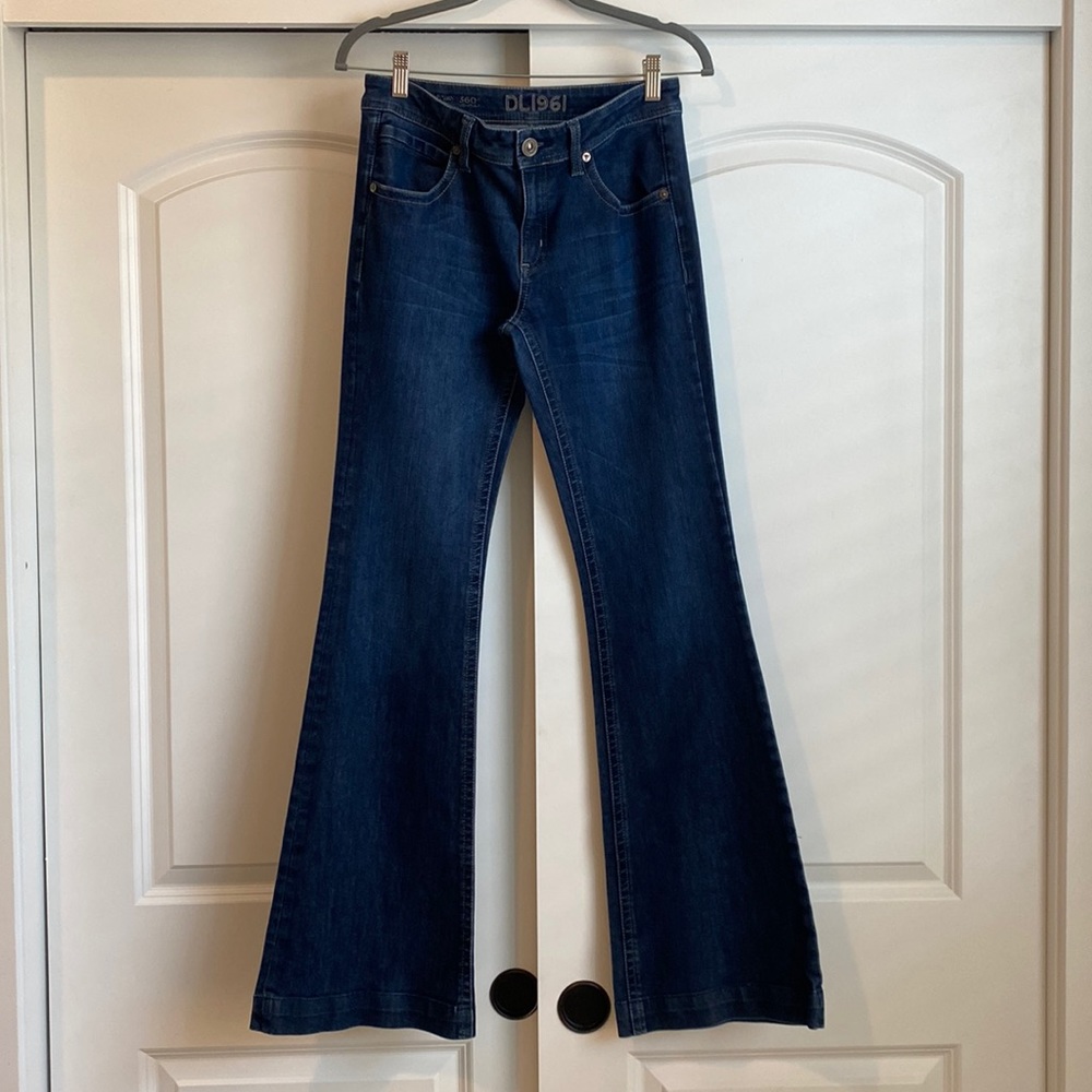 DL1961 Jeans- bell bottom, dark wash, size-29